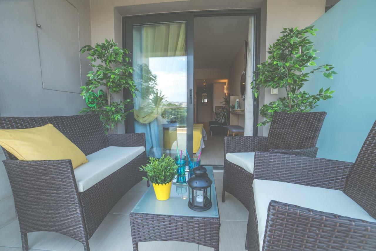 Aslanis Luxury Suites Apartment